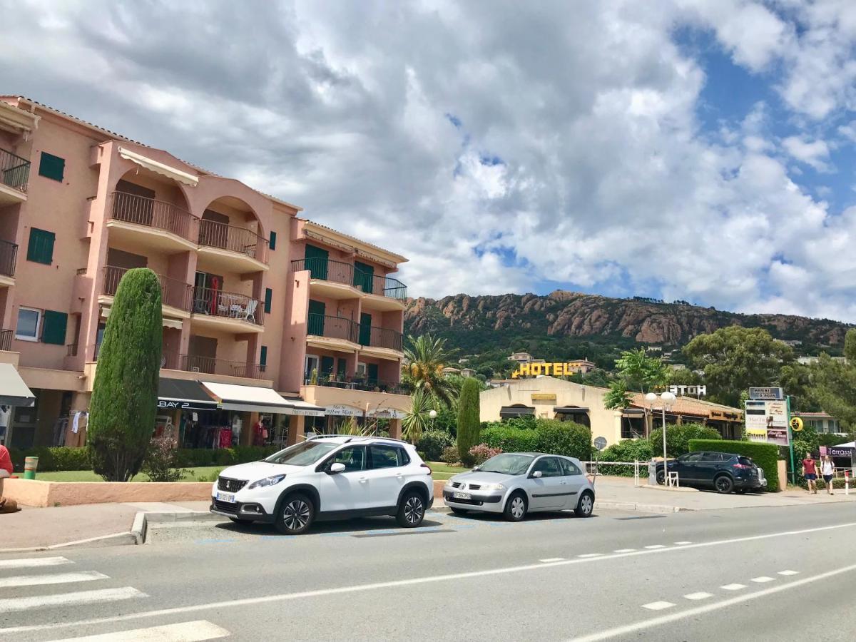 Les Marines D'Agay Studio Climatise Saint-Raphaël Екстериор снимка